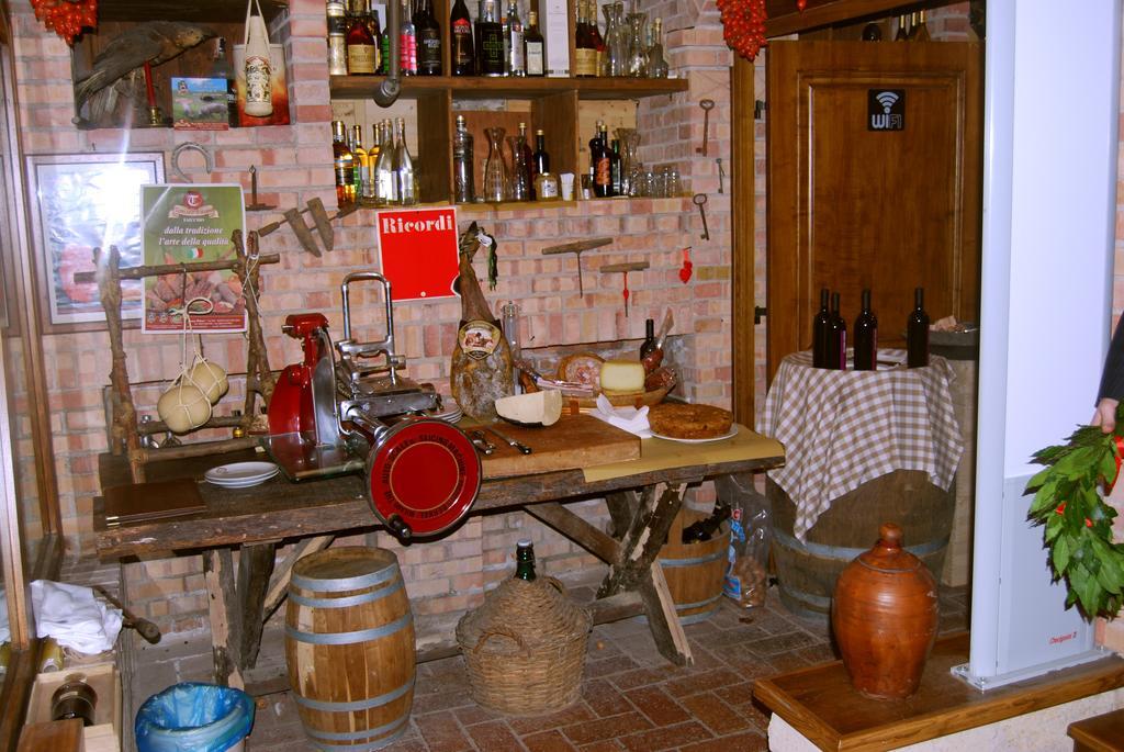 Hotel Ristorante Donato Calvizzano Exterior foto